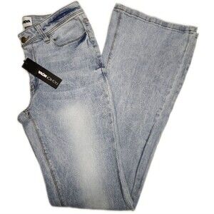 Fashion Nova NWT Lost Without You soft stretch bootcut jeans, light, size 7